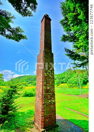 拓荒時期北海道三笠市空知流放地(現為監獄)典獄長的官邸磚造煙囪 拓荒時期北海道三笠市空知流放地(現為監獄)典獄長的官邸磚造煙囪 123677746