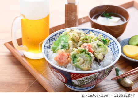 Spring ingredients: Butterbur tempura bowl Spring ingredients: Butterbur tempura bowl 123682877