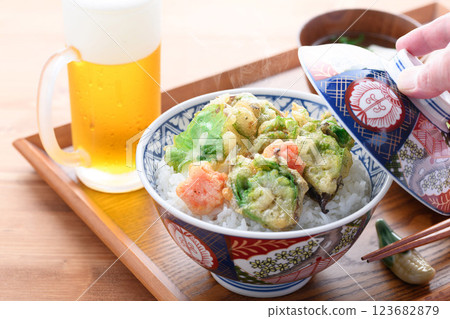 Spring ingredients: Butterbur tempura bowl 123682879