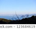 平靜的瀨戶內海和王子山 123684619