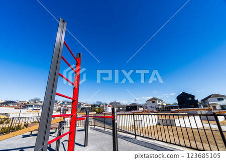 藍色天牆梯 藍色天牆梯 123685105