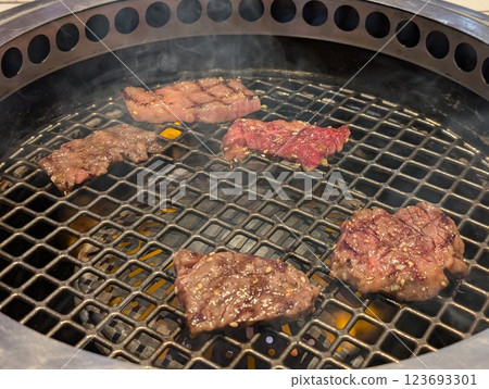 Grilled meat 123693301