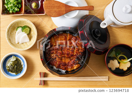 Hitsumabushi 123694718