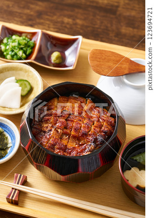 Hitsumabushi 123694721