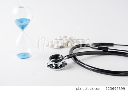 Stethoscope, medicine, hourglass 123696899