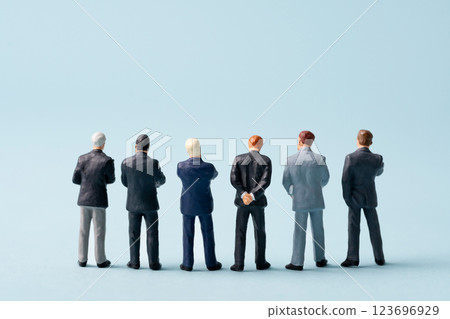 Back view of six businessmen 123696929