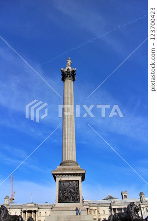 英國倫敦特拉法加廣場的納爾遜紀念柱 123700423