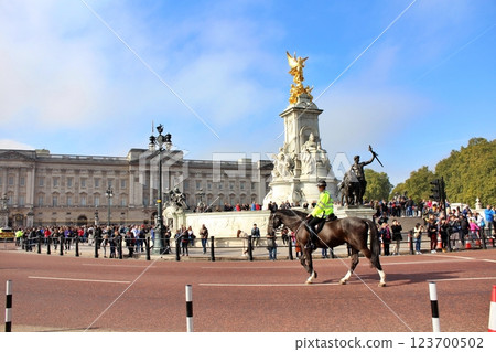 Changing of the Guard at Buckingham Palace, London, England Changing of the Guard at Buckingham Palace, London, England 123700502