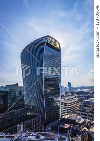 Stunning View of the Walkie Talkie Tower in London Financial District and Cityscape 123705046