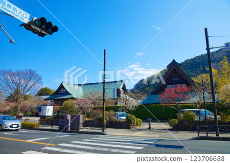 風祭站附近的餐廳：Chise Wairo、Mikura、Choza、Suzuhiro Kamaboko no Sato 123706688