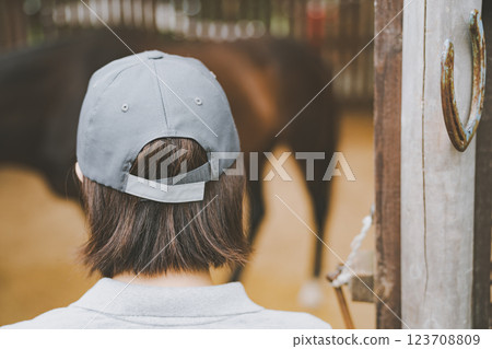 horse, female, females 123708809