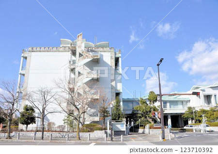 Yamaguchi Prefecture Iwakuni General Government Building 123710392