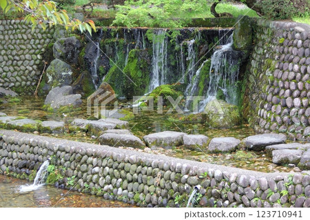 Spring in Oda Nobunaga's Castle Town 28 (Gifu Park) Spring in Oda Nobunaga's Castle Town 28 (Gifu Park) 123710941