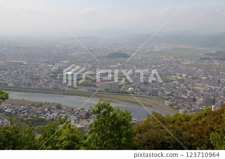 織田信長城下町的春天11（岐阜公園） 123710964