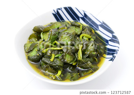 Pickles of cucumbers 123712587