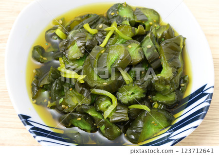 pickles  123712641