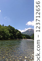 Spectacular views! The beautiful Azusa River and blue skies [Kamikochi, Nagano Prefecture] 123712656