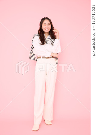 春季時尚肖像 123713522