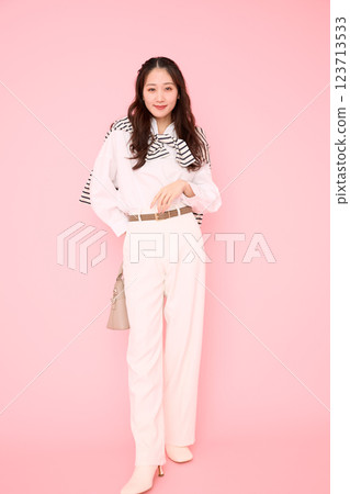 春季時尚肖像 春季時尚肖像 123713533