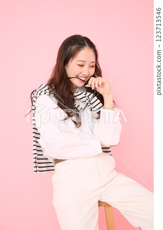 春季時尚肖像 123713546