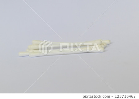 Close up shot of the cotton buds on the white background 123716462