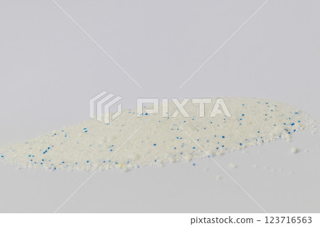 Shot of the washing powder on the white background 123716563
