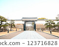 大阪城大手門 123716828