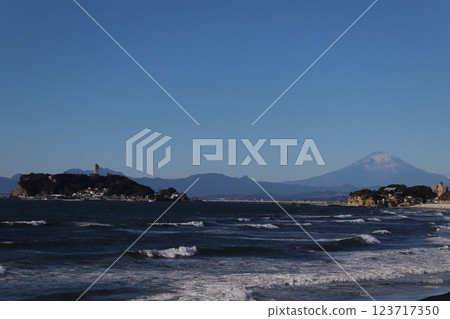 Fuji and Enoshima 123717350