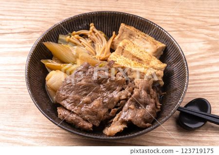 Sukiyaki 123719175
