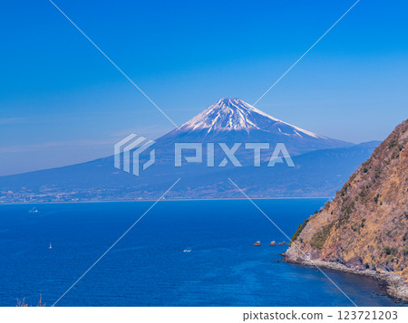 [Shizuoka Prefecture] Mount Fuji as seen from Kirameki Hill in Nishiizu 123721203