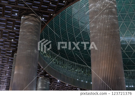 印尼的大清真寺 123721376