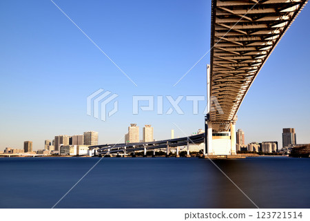 Rainbow Bridge seen from Shibaura Pier Odaiba Seaside Park Long exposure Rainbow Bridge seen from Shibaura Pier Odaiba Seaside Park Long exposure 123721514