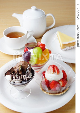 Lots of fruit cake Lots of fruit cake 123722495