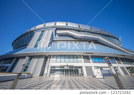 Kyocera Dome Osaka on a sunny day (Osaka Dome) Kyocera Dome Osaka on a sunny day (Osaka Dome) 123723262