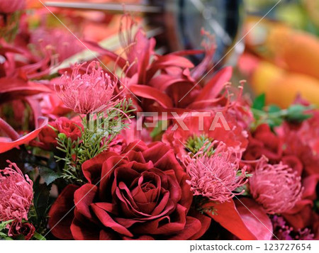 Roses of artificial flowers 123727654