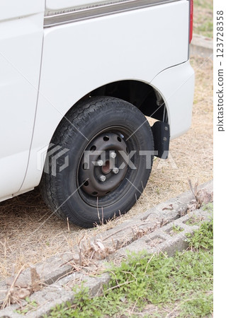 汽車零件 123728358