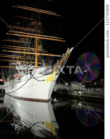 Kanagawa, Yokohama Minato Mirai, Nippon Maru Memorial Park, night view Kanagawa, Yokohama Minato Mirai, Nippon Maru Memorial Park, night view 123730909