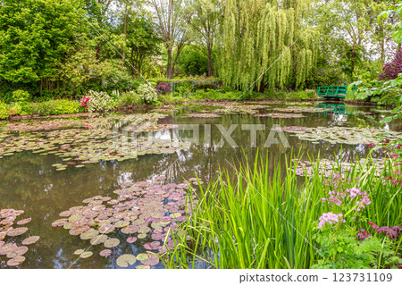 gardens of painter Claude Monet in Giverny, France gardens of painter Claude Monet in Giverny, France 123731109