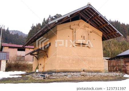 A storehouse with clay walls in the Tono region of Iwate Prefecture A storehouse with clay walls in the Tono region of Iwate Prefecture 123731397