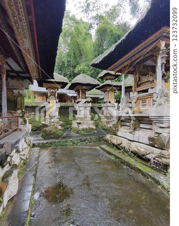 Pura Gunung Kawi Sebatu Gianyar temple in Ubud, Bali, Indonesia Pura Gunung Kawi Sebatu Gianyar temple in Ubud, Bali, Indonesia 123732099