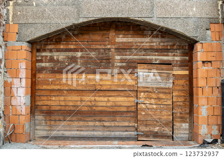 Construction with a wide gate, Cesky Krumlov, Czechia 123732937
