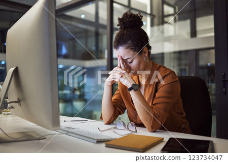 Headache, business woman at night and computer stress while working for a deadline with pc glitch. Sad corporate manager with anxiety about target working at desk screen late to complete task online Headache, business woman at night and computer stress while working for a deadline with pc glitch. Sad corporate manager with anxiety about target working at desk screen late to complete task online 123734047
