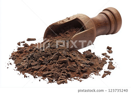 Cocoa powder with wooden scoop isolated on white background with clipping path 123735240