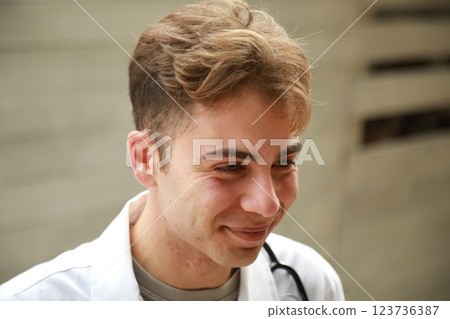Enthusiastic Doctor Prepares To Give Good News To Patient In The Park 123736387