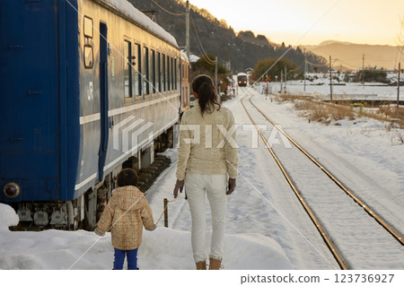 Sunset Station and Parents and Children 123736927