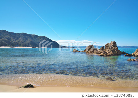 [Suishohama Beach] Takenami, Mihama-cho, Mikata-gun, Fukui Prefecture 123740883