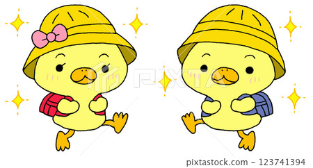 一年級小雞戴黃色帽子 123741394