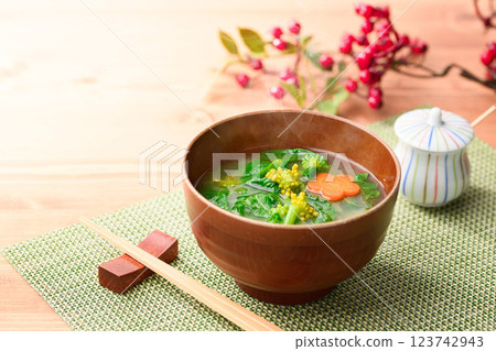 Spring Luxury: Rape Blossom Miso Soup 123742943