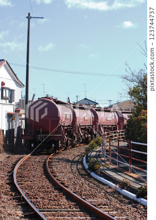Ore transport train (Annaka Freight) of Taki 1200 type freight cars running on the Toho Zinc Dedicated Line_2025/2/21 photo Ore transport train (Annaka Freight) of Taki 1200 type freight cars running on the Toho Zinc Dedicated Line_2025/2/21 photo 123744737
