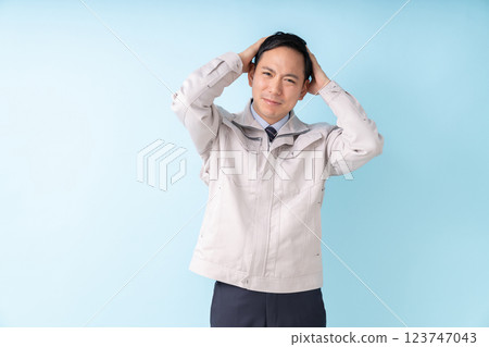 Businessman work clothes trouble 123747043